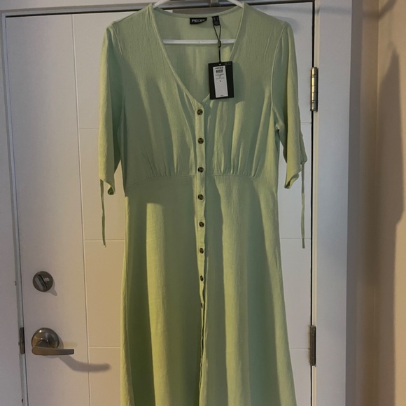 Pieces Vinsty short dress, NWT, medium - Picture 4 of 9